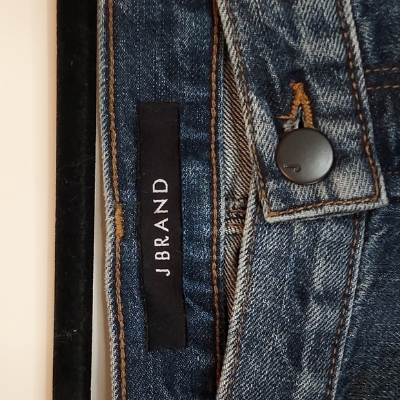 J Brand Aubrie Hight Rise Crop Boot in Adtonish Destruct - Picture 7 of 15